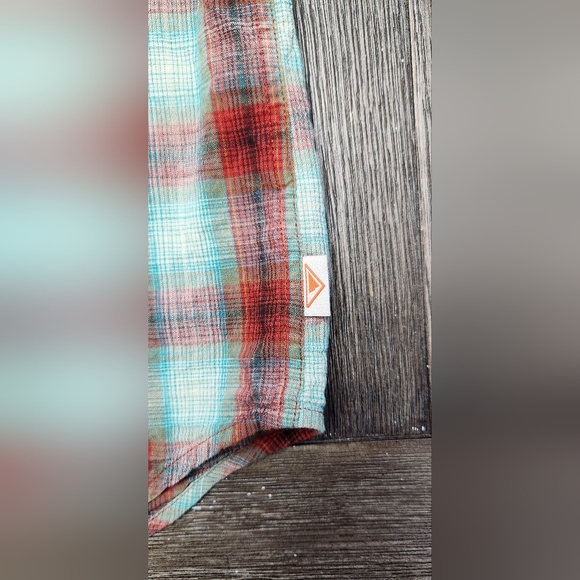 🌞 St. John's Bay Outdoor Button-up Short-Sleeve Men's Medium 🌞 - Picture 6 of 7